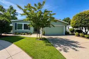 3220 Crescent Ave, Eugene, OR 97408 - Photo 1