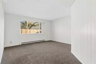 810 E 37th Ave, Eugene, OR 97405 - Photo 15