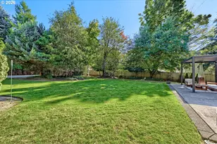 2132 SE Douglas Pl, Gresham, OR 97080 - Photo 15