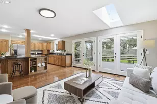 7673 SW Vlahos Dr, Wilsonville, OR 97070 - Photo 9