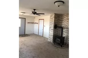 226 W Hartley Ave, Hermiston, OR 97838 - Photo 3