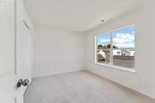 15647 NE Beech St, Portland, OR 97230 - Photo 13
