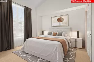 15647 NE Beech St, Portland, OR 97230 - Photo 13