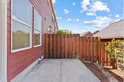 15647 NE Beech St, Portland, OR 97230 - Photo 21