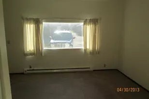 736 5th St, Springfield, OR 97477 - Photo 3