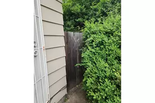 736 5th St, Springfield, OR 97477 - Photo 7