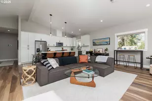 1495 NE Lake Dr, Lincoln City, OR 97367 - Photo 9