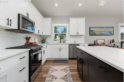 1495 NE Lake Dr, Lincoln City, OR 97367 - Photo 15