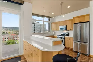 1255 NW 9th Ave, Portland, OR 97209 - Photo 11