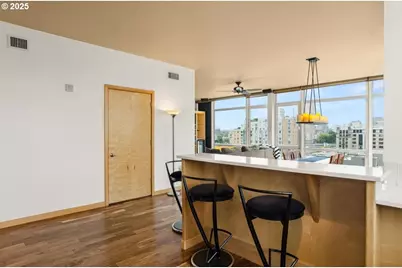 1255 NW 9th Ave #910, Portland, OR 97209 - Photo 15