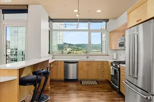 1255 NW 9th Ave, Portland, OR 97209 - Photo 9