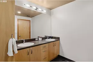 1255 NW 9th Ave, Portland, OR 97209 - Photo 25