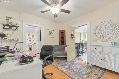 1492 Pearl St, Eugene, OR 97401 - Photo 9