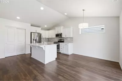 5320 Squirrel St, Springfield, OR 97478 - Photo 9