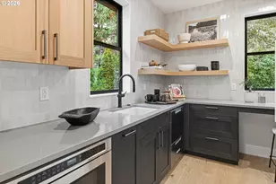 14100 Knaus Rd, Lake Oswego, OR 97034 - Photo 13