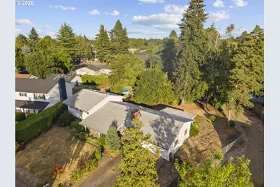 1324 NE Birchaire Ln, Hillsboro, OR 97124 - Photo 41