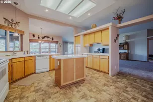 1631 E 9th St, The Dalles, OR 97058 - Photo 15