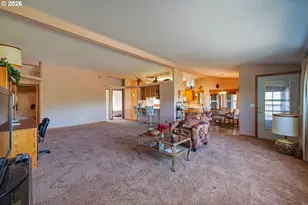 1631 E 9th St, The Dalles, OR 97058 - Photo 11