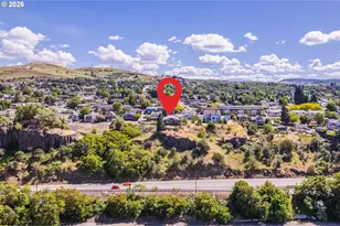1631 E 9th St, The Dalles, OR 97058 - Photo 45
