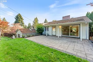 6823 SW Burlingame Ave, Portland, OR 97219 - Photo 35