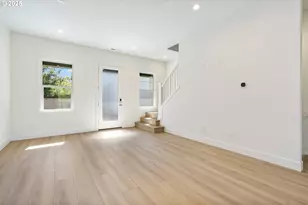 15963 NW Holman Wy, Portland, OR 97229 - Photo 5