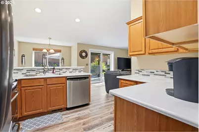 15068 Hiltonhead Ct, Oregon City, OR 97045 - Photo 11
