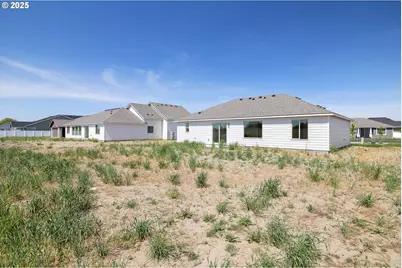 303 Sage St, Boardman, OR 97818 - Photo 23