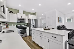 900 Ben Brown Ln, Woodburn, OR 97071 - Photo 7