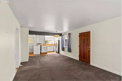 1649 G St, Springfield, OR 97477 - Photo 5