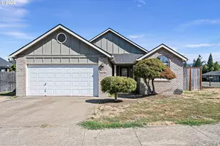 5792 E St, Springfield, OR 97478 - Photo 1