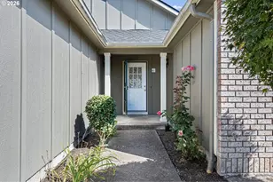 5792 E St, Springfield, OR 97478 - Photo 3