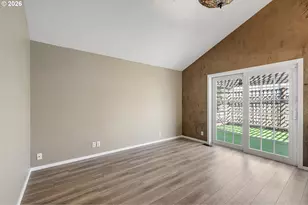 5792 E St, Springfield, OR 97478 - Photo 15