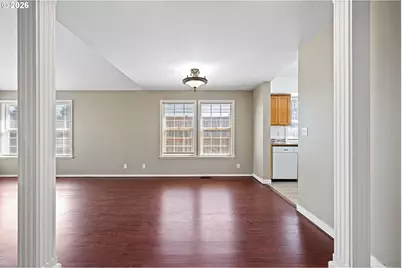 5792 E St, Springfield, OR 97478 - Photo 5
