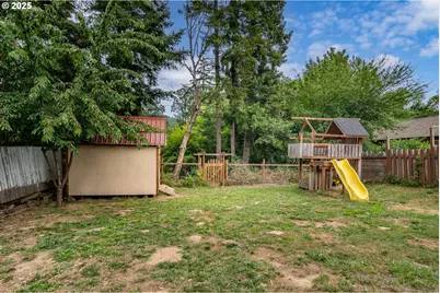 314 S Cedar St, Drain, OR 97435 - Photo 35