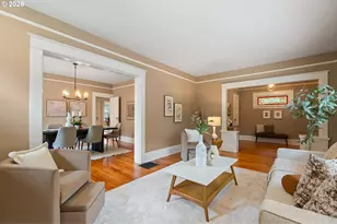 2328 SW Broadway Dr, Portland, OR 97201 - Photo 13