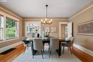 2328 SW Broadway Dr, Portland, OR 97201 - Photo 11