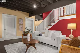 2328 SW Broadway Dr, Portland, OR 97201 - Photo 31