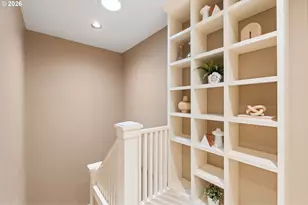 2328 SW Broadway Dr, Portland, OR 97201 - Photo 23