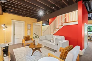 2328 SW Broadway Dr, Portland, OR 97201 - Photo 35