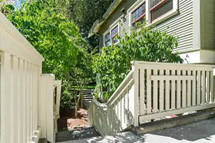 2328 SW Broadway Dr, Portland, OR 97201 - Photo 39