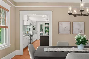 2328 SW Broadway Dr, Portland, OR 97201 - Photo 11