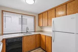 4461 SW Garden Home Rd, Portland, OR 97219 - Photo 7