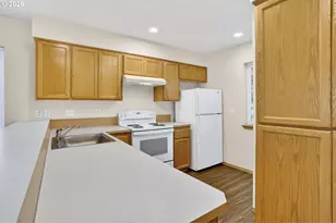 4854 SW 150th Pl, Beaverton, OR 97007 - Photo 11