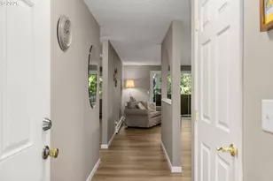 29700 SW Courtside Dr, Wilsonville, OR 97070 - Photo 3