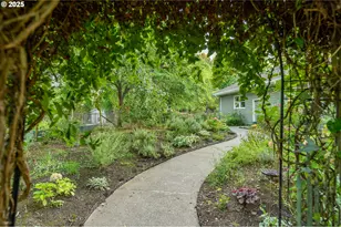 11790 SW Fox Ridge Rd, McMinnville, OR 97128 - Photo 37