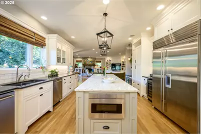 11790 SW Fox Ridge Rd, McMinnville, OR 97128 - Photo 13