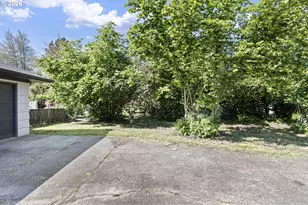 1008 Coburg Rd, Eugene, OR 97401 - Photo 25