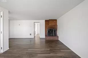 1008 Coburg Rd, Eugene, OR 97401 - Photo 5