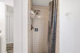 14229 SE Taylor Ct, Portland, OR 97233 - Photo 19