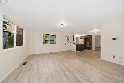 14229 SE Taylor Ct, Portland, OR 97233 - Photo 7